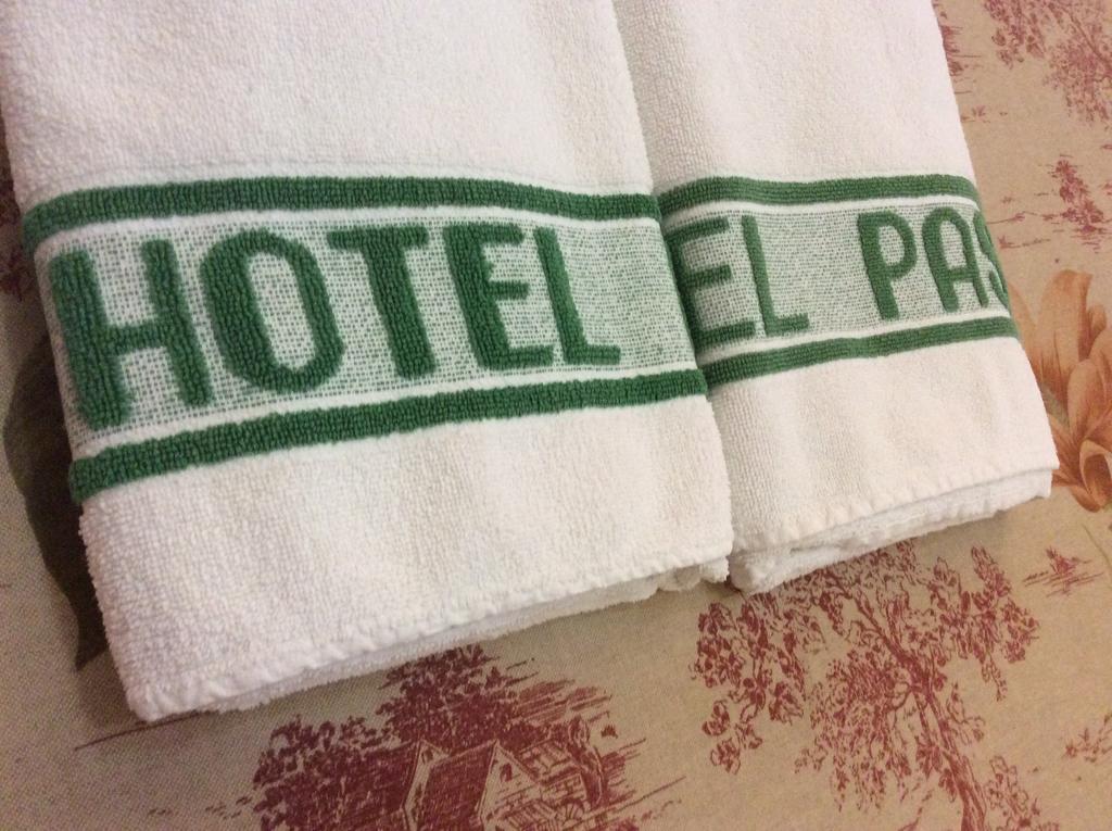 El Paso Hotel Aguilas Luaran gambar